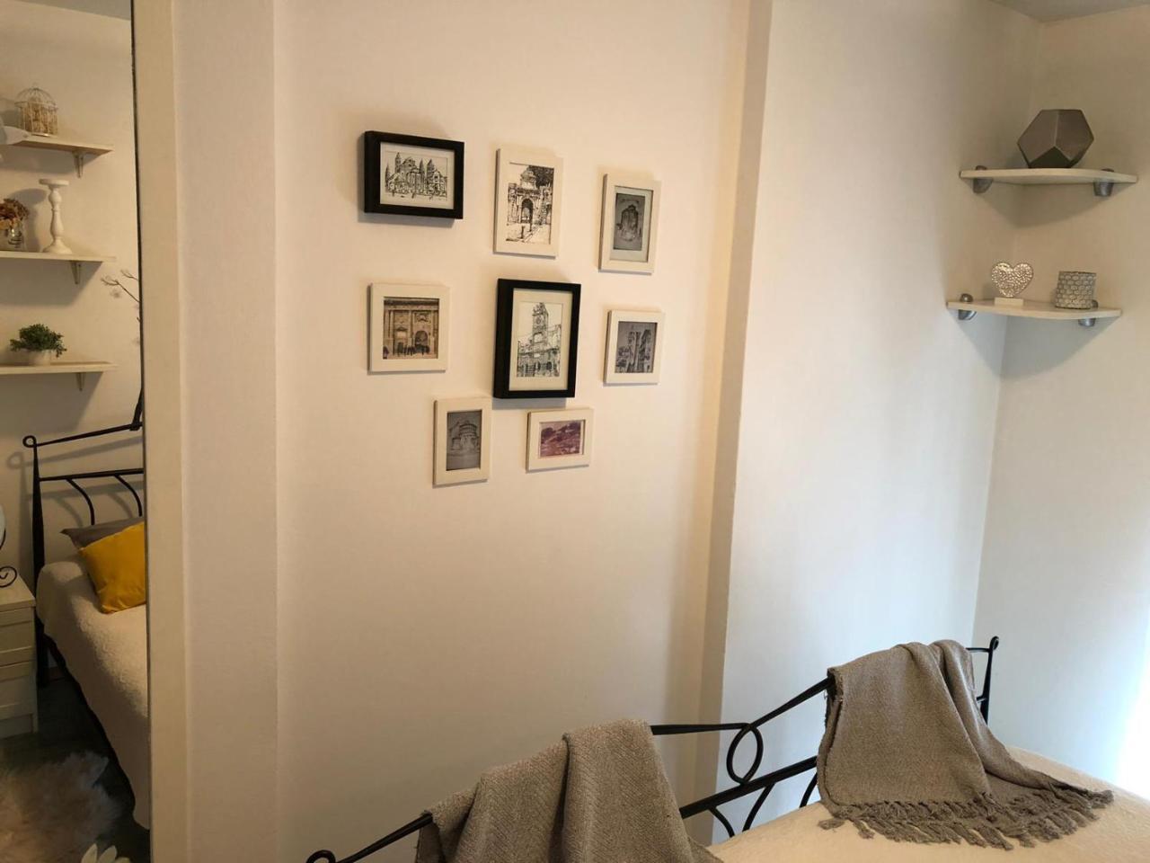 Appartamento Apartman Mera Zara Esterno foto