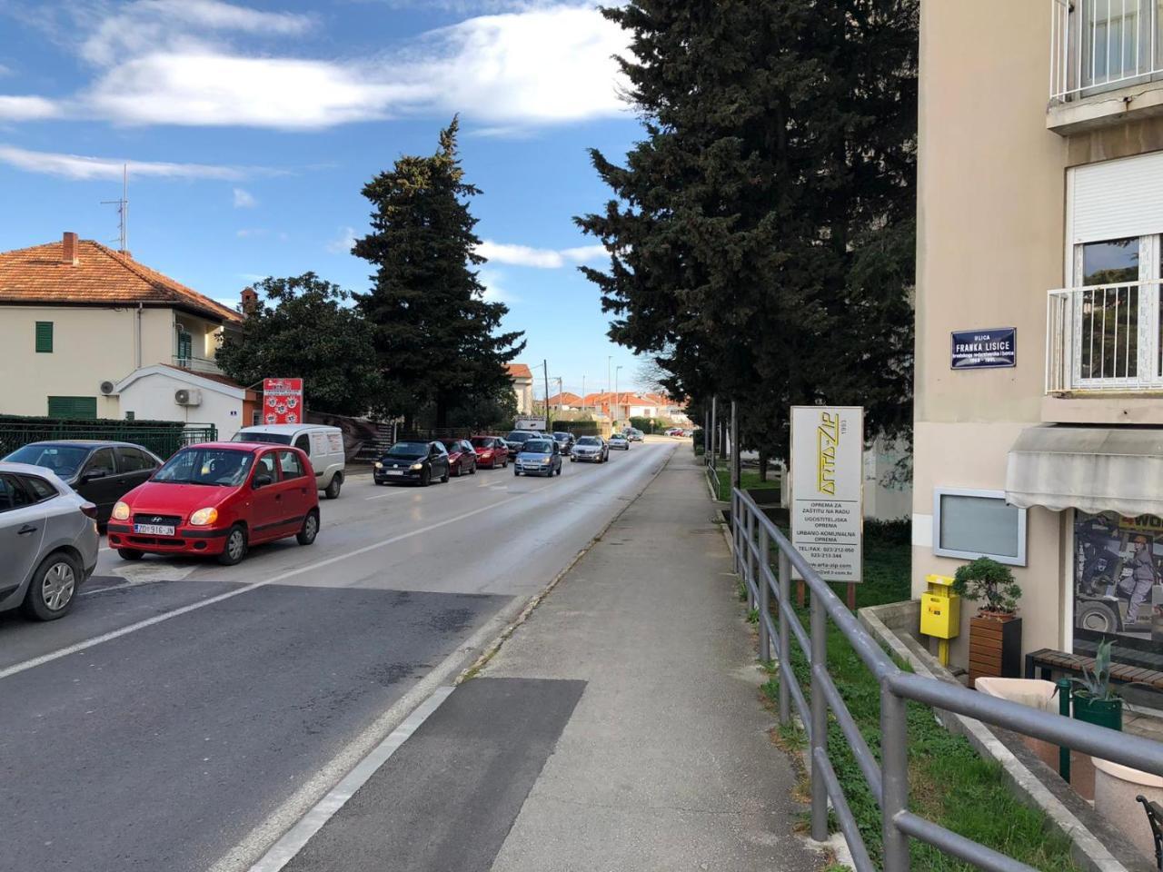 Appartamento Apartman Mera Zara Esterno foto